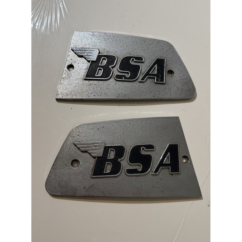 Petrol Tank Badges (Pair) Genuine J Fray 82-8610 82-8611 BSA A75 Rocket‎ 3 UK